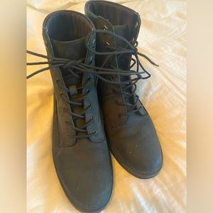 Timberland green tie boots 8.5